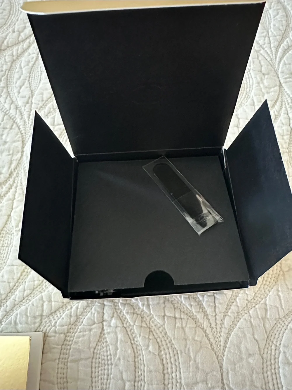 CHANEL Sublimage Le Teint Crème Ultime Generateur d’Eclat 121 Beige Dore